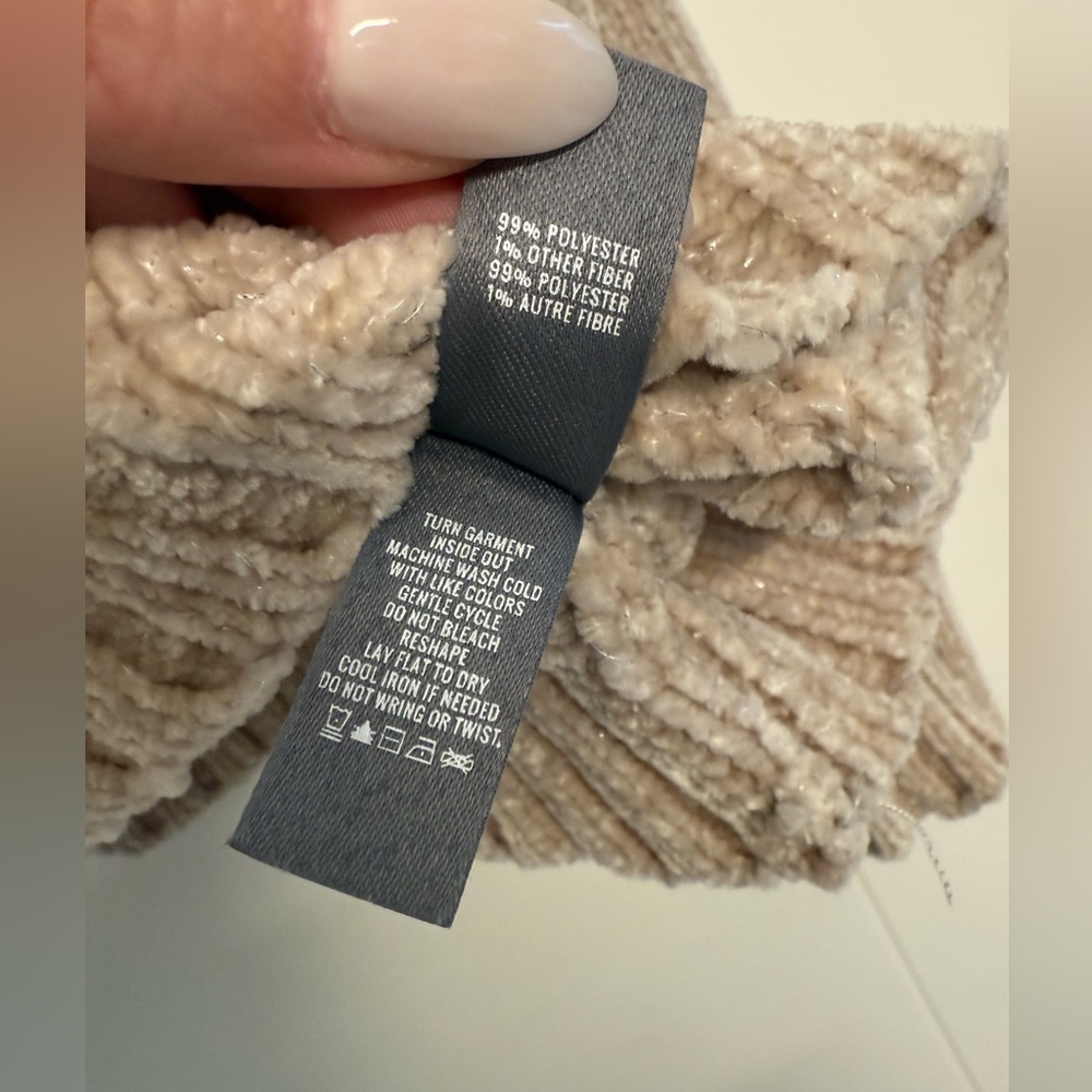 Aerie Chenille Ribbed Knit Crewneck Sweater, size XS. - Picture 5 of 6
